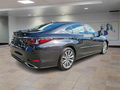 2021 Lexus ES 350 Base