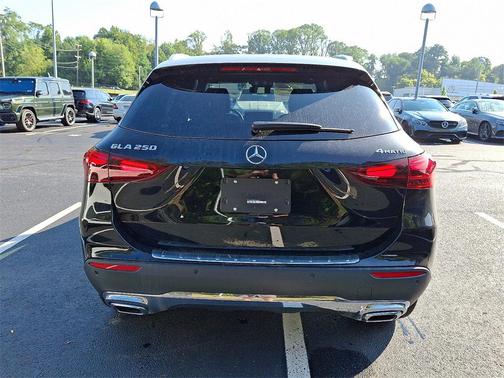 2026 Mercedes-Benz GLA 250 4MATIC