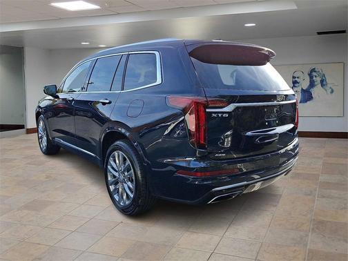 2022 Cadillac XT6 Premium Luxury AWD