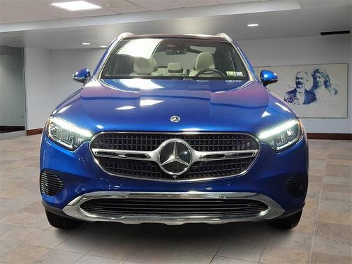 2025 Mercedes-Benz GLC 300 4MATIC