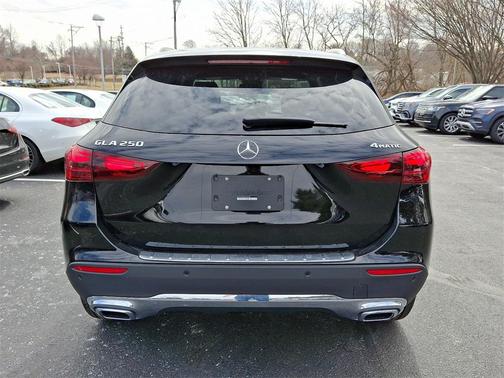 2025 Mercedes-Benz GLA 250 4MATIC