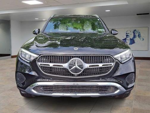 2025 Mercedes-Benz GLC 300 4MATIC