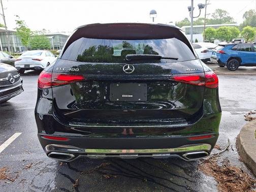 2025 Mercedes-Benz GLC 300 4MATIC