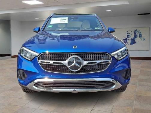 2025 Mercedes-Benz GLC 350e Base