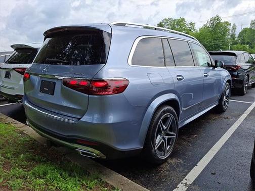 2025 Mercedes-Benz GLS 450 4MATIC