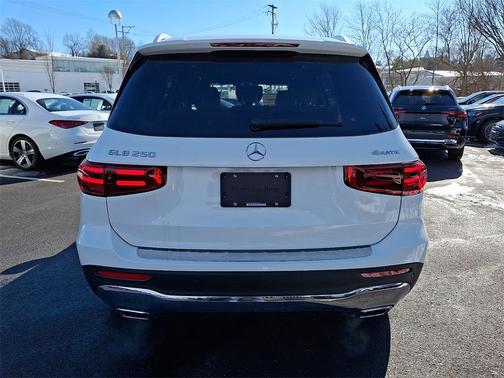 2026 Mercedes-Benz GLB 250 4MATIC