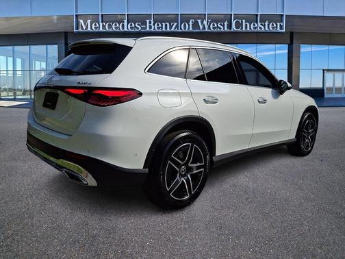 Polar White 2026 Mercedes-Benz GLC 300 4MATIC