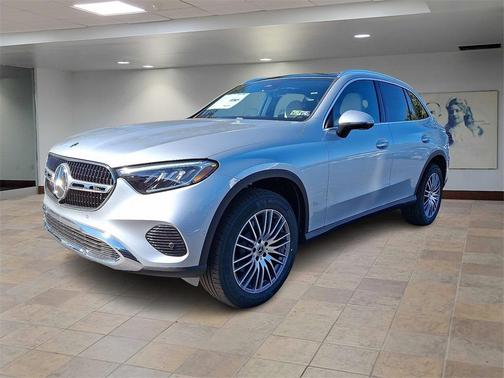 2026 Mercedes-Benz GLC 300 4MATIC