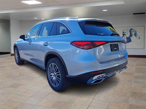 2026 Mercedes-Benz GLC 300 4MATIC