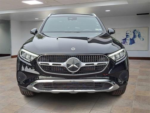 2026 Mercedes-Benz GLC 300 4MATIC