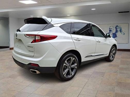 2023 Acura RDX Advance Package