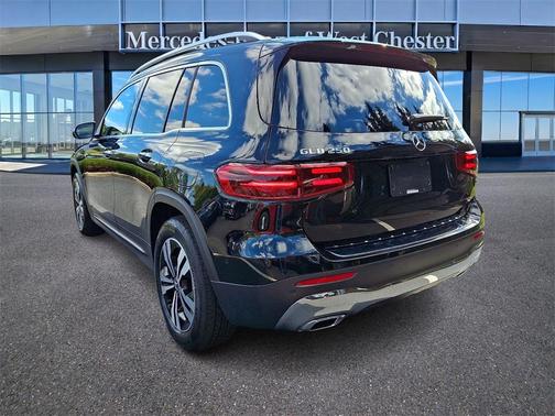 2025 Mercedes-Benz GLB 250 4MATIC