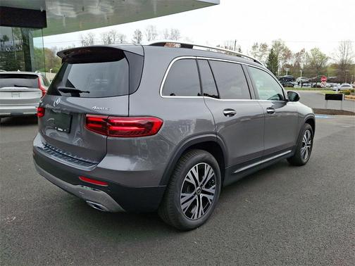 2025 Mercedes-Benz GLB 250 4MATIC