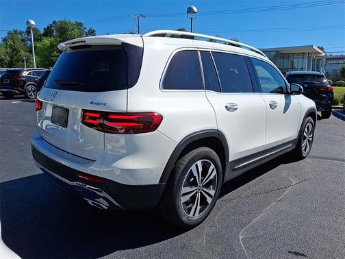 2026 Mercedes-Benz GLB 250 4MATIC