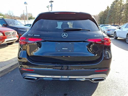 2026 Mercedes-Benz GLC 300 4MATIC