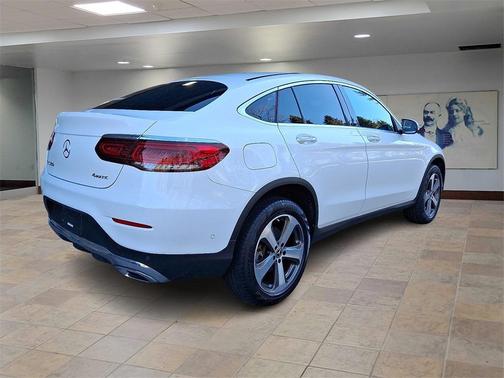 2022 Mercedes-Benz GLC 300 4MATIC Coupe