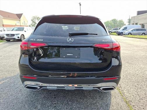 2025 Mercedes-Benz GLC 300 4MATIC