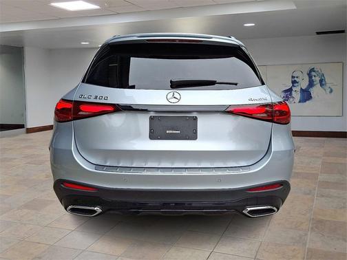 2024 Mercedes-Benz GLC 300 4MATIC