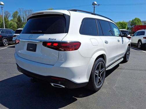2025 Mercedes-Benz GLS 450 4MATIC