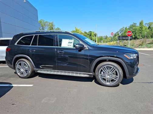 2026 Mercedes-Benz GLS 450 4MATIC