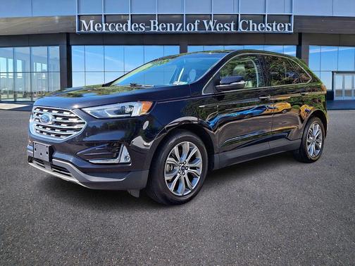 Black Metallic 2019 Ford Edge Titanium