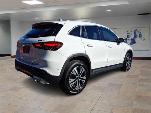 2025 Mercedes-Benz GLA 250 4MATIC