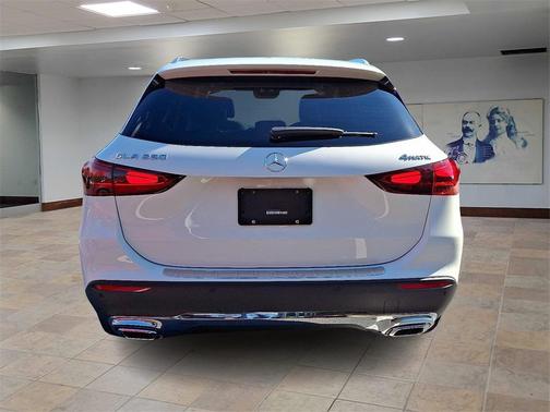 2025 Mercedes-Benz GLA 250 4MATIC