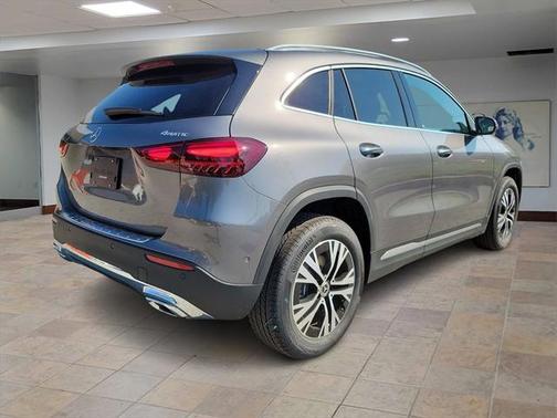 2025 Mercedes-Benz GLA 250 4MATIC