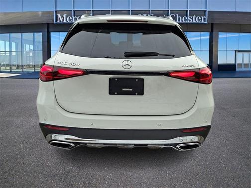 2026 Mercedes-Benz GLC 300 4MATIC