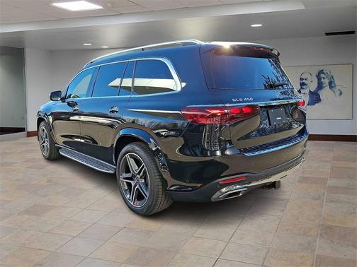 2026 Mercedes-Benz GLS 450 4MATIC
