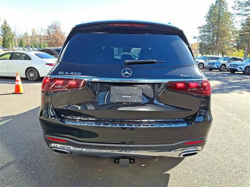 2026 Mercedes-Benz GLS 450 4MATIC