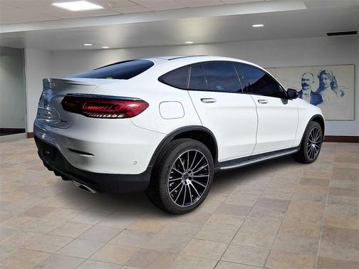 2022 Mercedes-Benz GLC 300 4MATIC Coupe