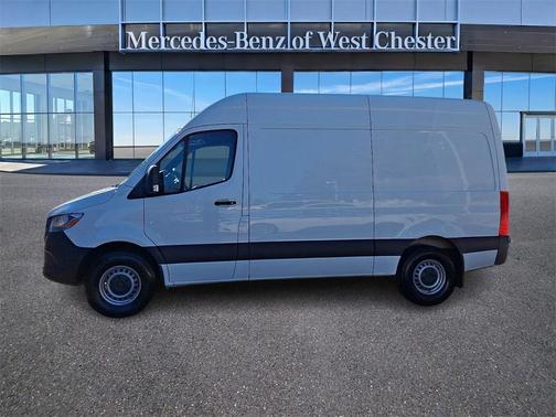 2022 Mercedes-Benz Sprinter 2500 Standard Roof
