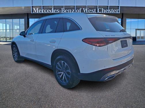 2026 Mercedes-Benz GLC 300 4MATIC