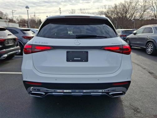 2026 Mercedes-Benz GLC 300 4MATIC