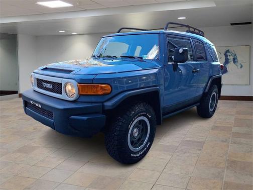 2014 Toyota FJ Cruiser Base