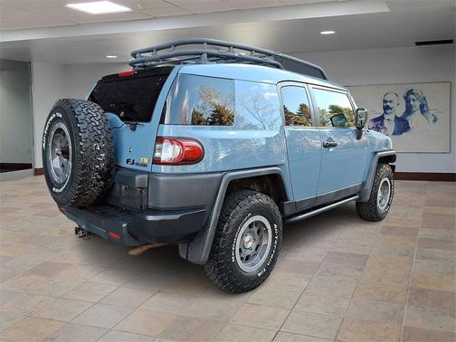 2014 Toyota FJ Cruiser Base