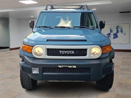 2014 Toyota FJ Cruiser Base