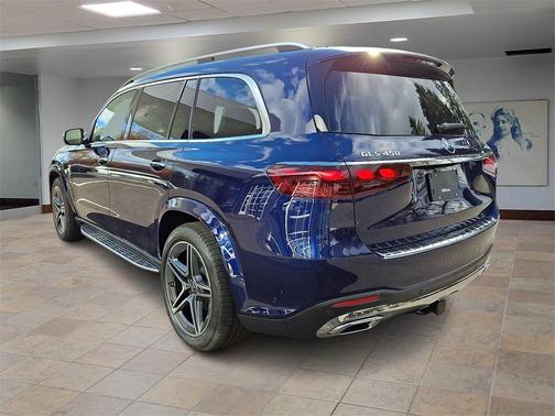 2026 Mercedes-Benz GLS 450 4MATIC