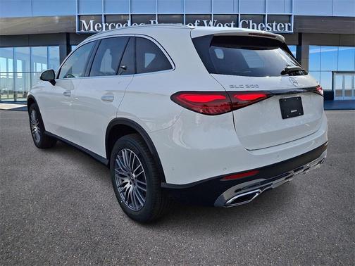 2026 Mercedes-Benz GLC 300 4MATIC