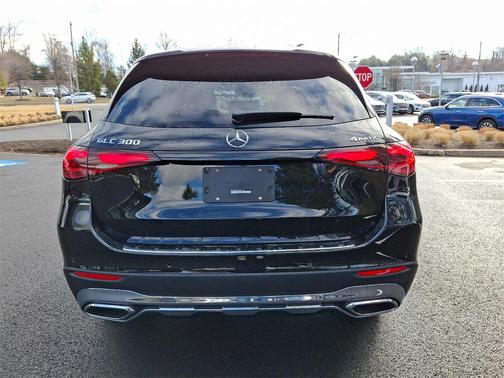2025 Mercedes-Benz GLC 300 4MATIC