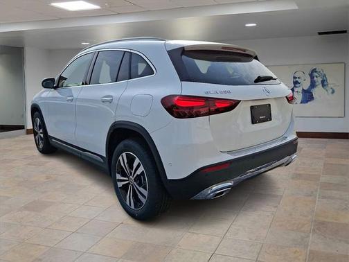 2025 Mercedes-Benz GLA 250 4MATIC