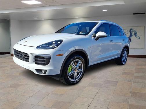 2015 Porsche Cayenne Cayenne S E-Hybrid