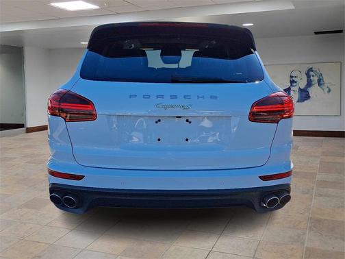 2015 Porsche Cayenne Cayenne S E-Hybrid