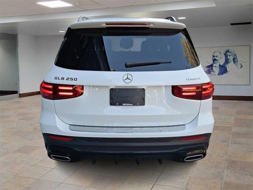 2024 Mercedes-Benz GLB 250 4MATIC