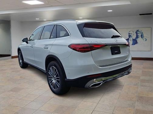 2025 Mercedes-Benz GLC 300 4MATIC