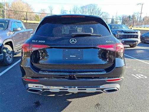 2026 Mercedes-Benz GLC 300 4MATIC