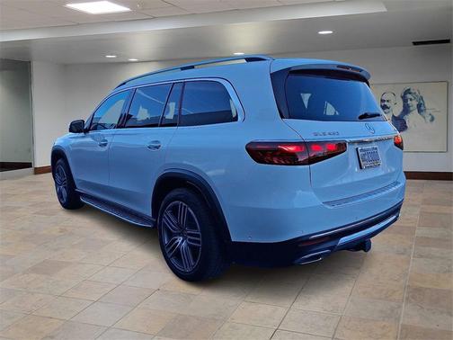 2024 Mercedes-Benz GLS 450 4MATIC