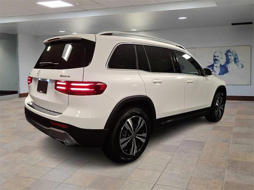 2025 Mercedes-Benz GLB 250 4MATIC