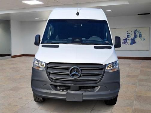 2025 Mercedes-Benz Sprinter 2500 Standard Roof